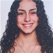 Profesora de biología o cualquier otra asignatura relacionada con ciencias de la salud.